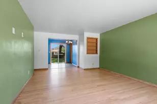 947 Redley Ct, Green Bay, WI 54304 - Photo 5