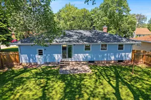 947 Redley Ct, Green Bay, WI 54304 - Photo 47