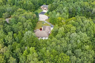 425 Hill Haven Ct, Little Suamico, WI 54141 - Photo 81