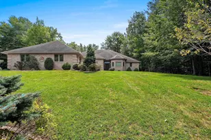 425 Hill Haven Ct, Little Suamico, WI 54141 - Photo 57