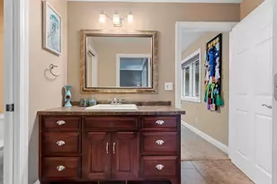 425 Hill Haven Ct, Little Suamico, WI 54141 - Photo 37
