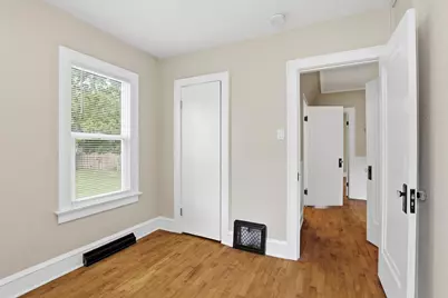 519 W Summer Street, Appleton, WI 54911 - Photo 9