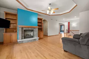 111 Regent Pl, Neenah, WI 54956 - Photo 11