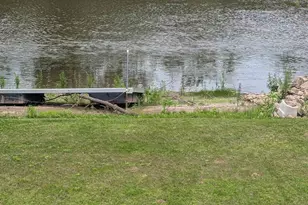 218 Wood Ln, New London, WI 54961 - Photo 9