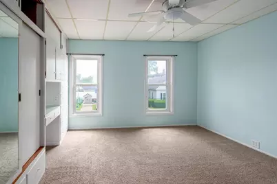 318 Hudson Avenue, Oshkosh, WI 54900 - Photo 11