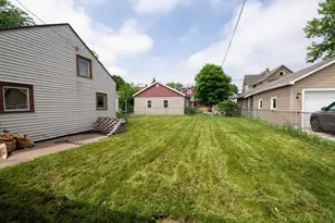 318 Hudson Ave, Oshkosh, WI 54900 - Photo 23