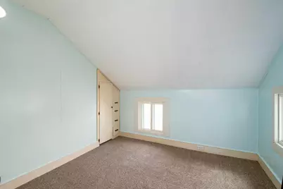 318 Hudson Avenue, Oshkosh, WI 54900 - Photo 13