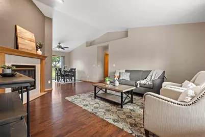 1085 Grassymeadow Lane, Menasha, WI 54952 - Photo 5