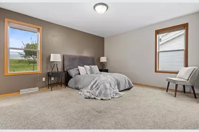 1085 Grassymeadow Lane, Menasha, WI 54952 - Photo 19