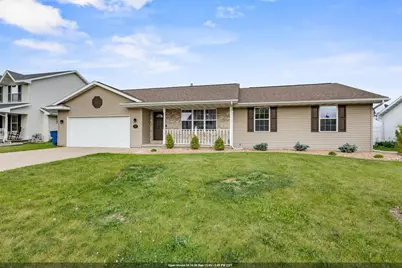 1085 Grassymeadow Lane, Menasha, WI 54952 - Photo 1