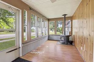 712 Algoma St, New London, WI 54961 - Photo 7