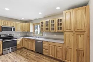 712 Algoma St, New London, WI 54961 - Photo 9