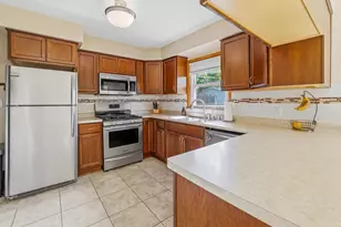 99 S Sallie Ave, Fond du Lac, WI 54935 - Photo 7
