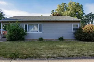 129 E 12th St, Fond du Lac, WI 54935 - Photo 1