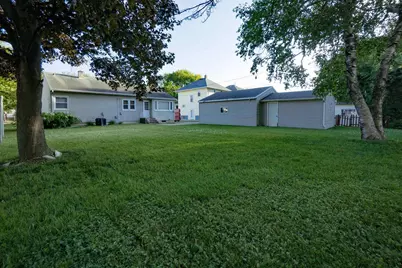 129 E 12th Street, Fond du Lac, WI 54935 - Photo 7