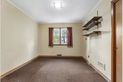 129 E 12th Street, Fond du Lac, WI 54935 - Photo 19