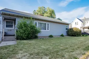129 E 12th St, Fond du Lac, WI 54935 - Photo 3