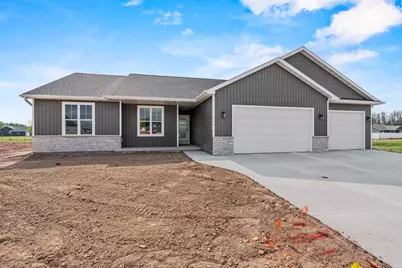 N8851 Killarney Way, Menasha, WI 54952 - Photo 3