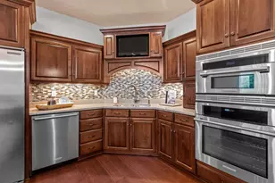 493 Dalton Rd, Neenah, WI 54956 - Photo 13