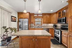 2715 W 1st Ave, Appleton, WI 54914 - Photo 5