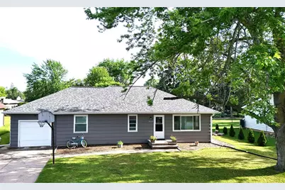 2715 W 1st Avenue, Appleton, WI 54914 - Photo 3