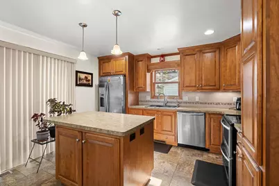 2715 W 1st Avenue, Appleton, WI 54914 - Photo 3