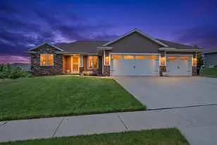 3543 Becket Dr, Green Bay, WI 54313 - Photo 3