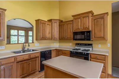 N7914 Creekside Drive, Sherwood, WI 54169 - Photo 7