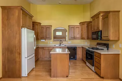N7914 Creekside Drive, Sherwood, WI 54169 - Photo 9