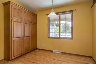 N7914 Creekside Dr, Sherwood, WI 54169 - Photo 13