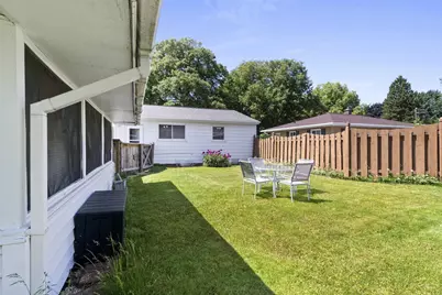 1613 Jay Lane, Green Bay, WI 54304 - Photo 27