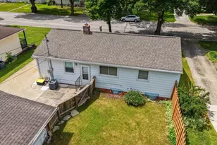 1613 Jay Ln, Green Bay, WI 54304 - Photo 29