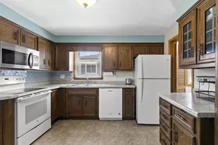 1613 Jay Ln, Green Bay, WI 54304 - Photo 13
