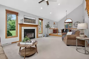 N2935 Valley View Dr, Hortonville, WI 54944 - Photo 11