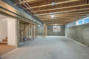 1435 Crossroads Dr, De Pere, WI 54115 - Photo 25