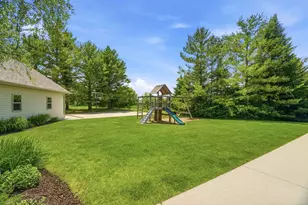 N983 Fox Springs Dr, Greenville, WI 54942 - Photo 59