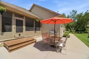 N983 Fox Springs Dr, Greenville, WI 54942 - Photo 51