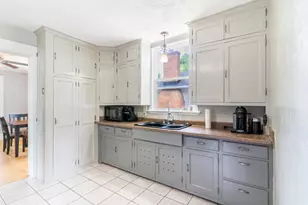 1037 S Roosevelt St, Green Bay, WI 54301 - Photo 9