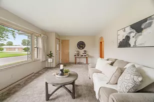 418 Lima St, New London, WI 54961 - Photo 5