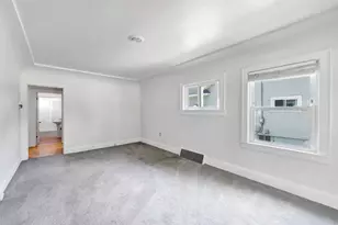 1243 S Irwin Ave, Green Bay, WI 54301 - Photo 13