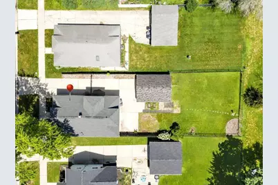 1243 S Irwin Avenue, Green Bay, WI 54301 - Photo 29