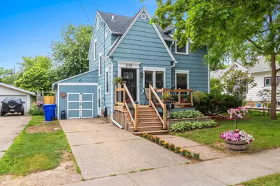 219 E Hancock Street, Appleton, WI 54911 - Photo 1