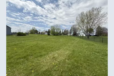 W258N6891 Victoria Circle, Sussex, WI 53089 - Photo 7