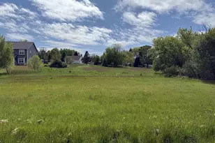 W258N6891 Victoria Cir, Sussex, WI 53089 - Photo 1
