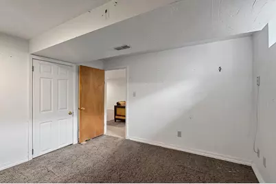 716 Eau Claire Place, De Pere, WI 54115 - Photo 47