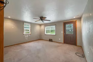 3125 Breezewood Ln, Neenah, WI 54956 - Photo 21