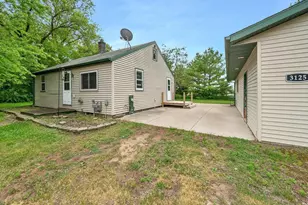 3125 Breezewood Ln, Neenah, WI 54956 - Photo 29