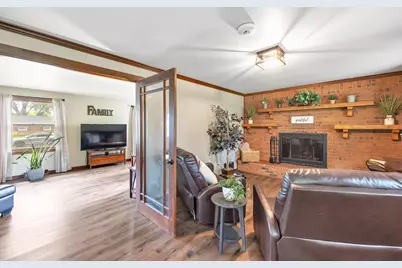 116 S Clay Street, De Pere, WI 54115 - Photo 9