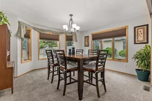 1079 Grassy Plains Dr, Neenah, WI 54956 - Photo 13