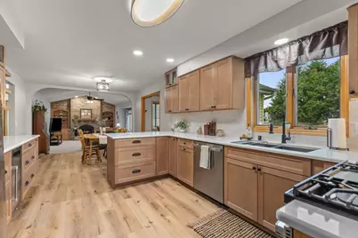 1079 Grassy Plains Drive, Neenah, WI 54956 - Photo 17